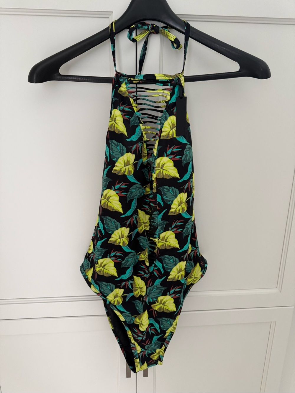 Victoria’s Secret very sexy swimsuit